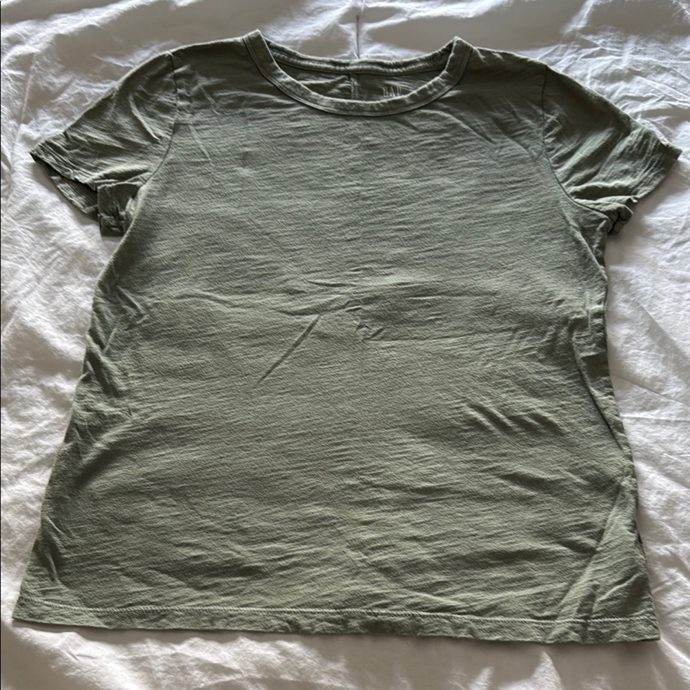GAP Green Short Sleeve T-Shirt Casual Style